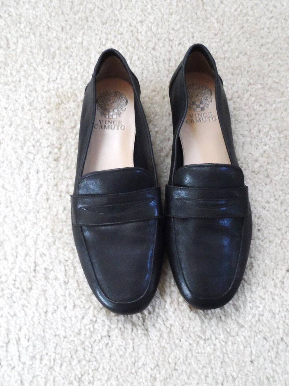 Vince Camuto -Womens Black Genuine Leather Loafer -sz 7M
